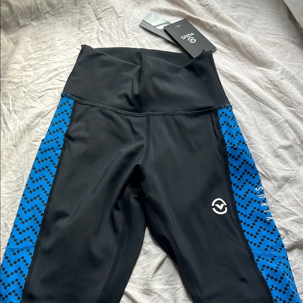Women's Black and Blue Swim Leggings